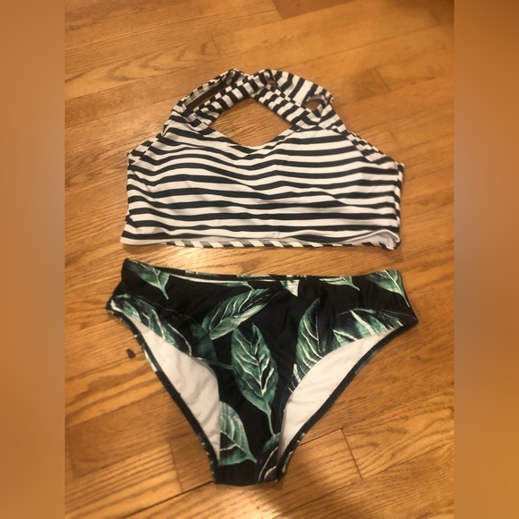 Brand new swimsuit- Never worn! - Picture 4 of 8